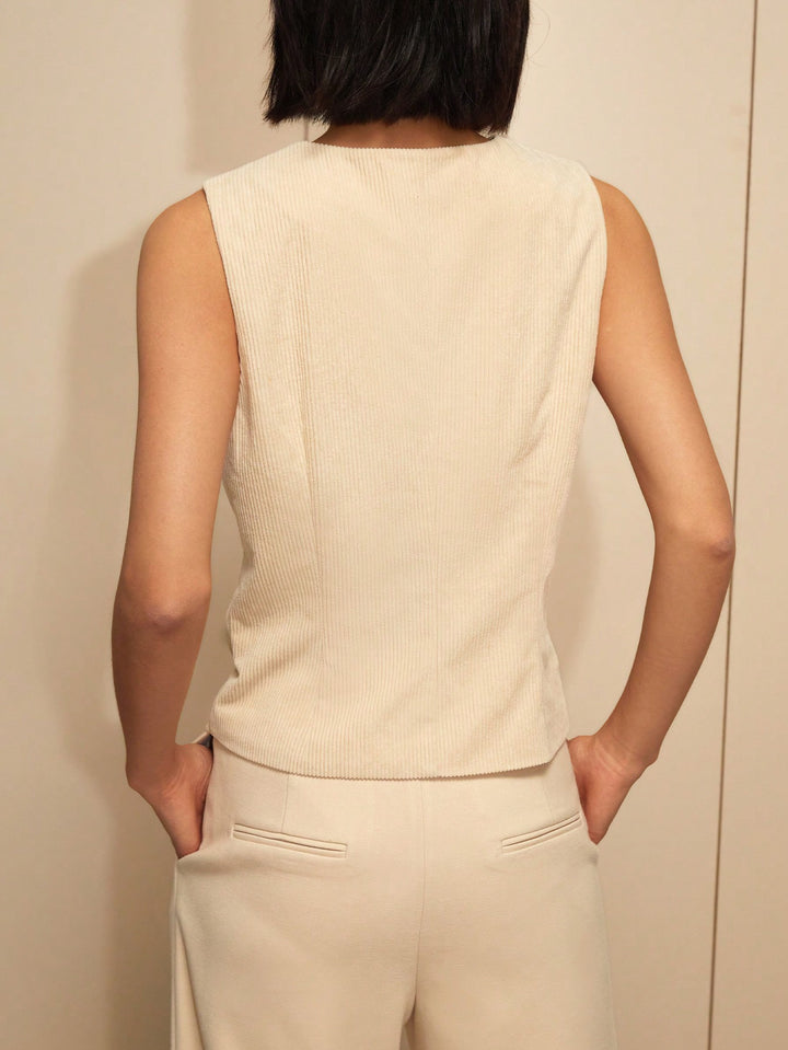 Beige Vest With Front Pockets