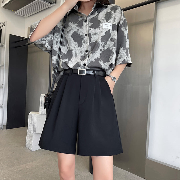 Black  Relaxed Fit Pleated Shorts