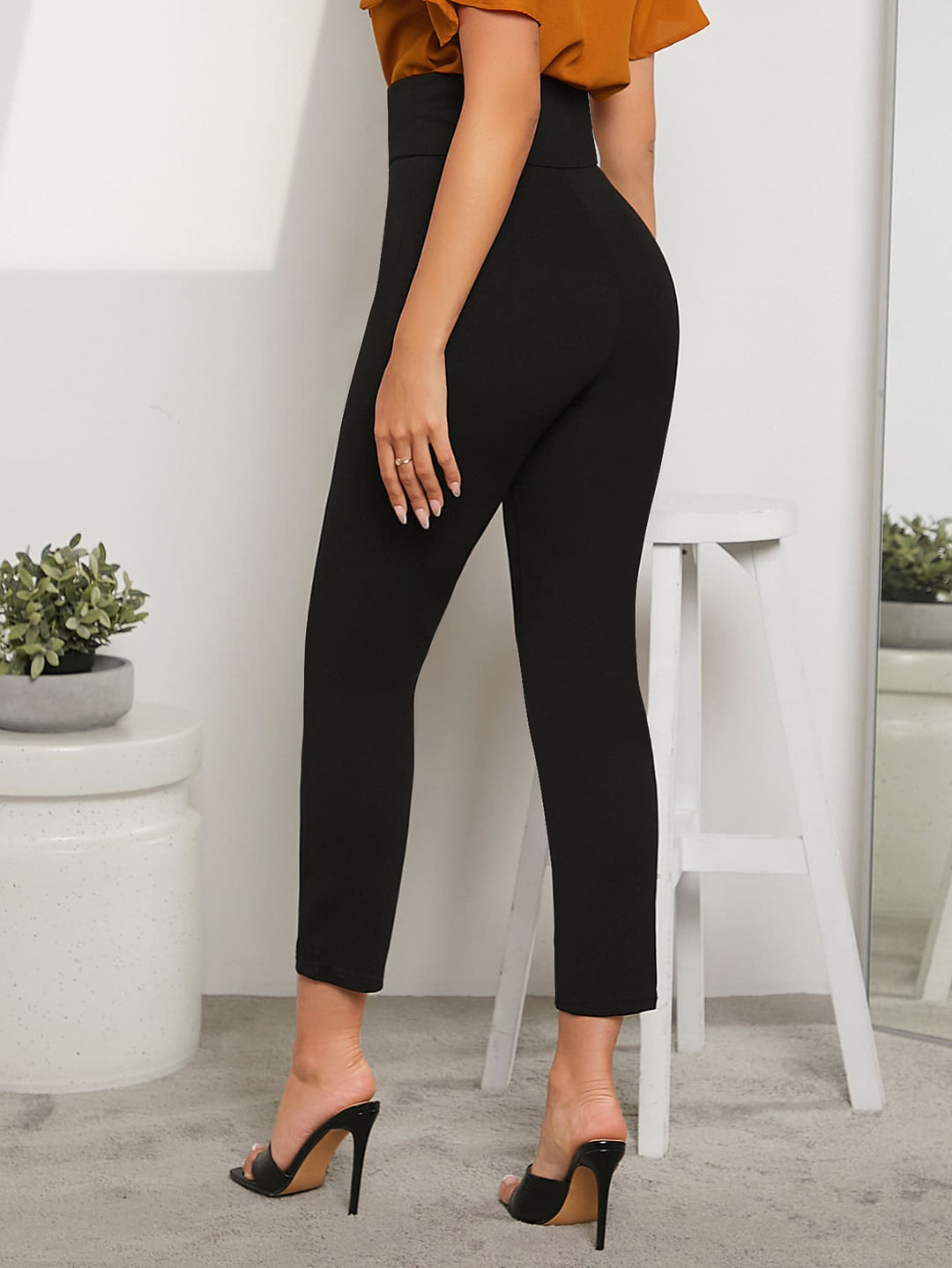 Black High Waist Buttoned Leggings