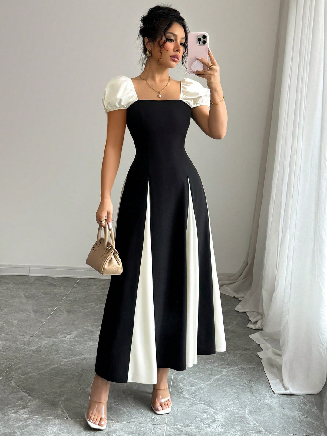 Cream Puff Sleeve Panel Dress
