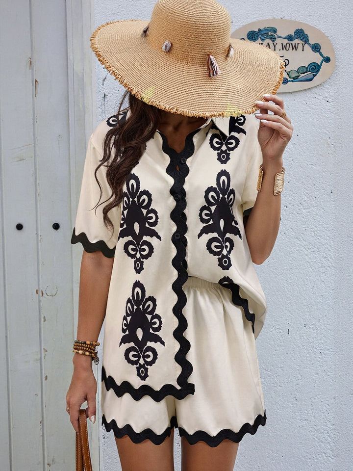 White Ric Rac Lace Highlight Coord Set With Short