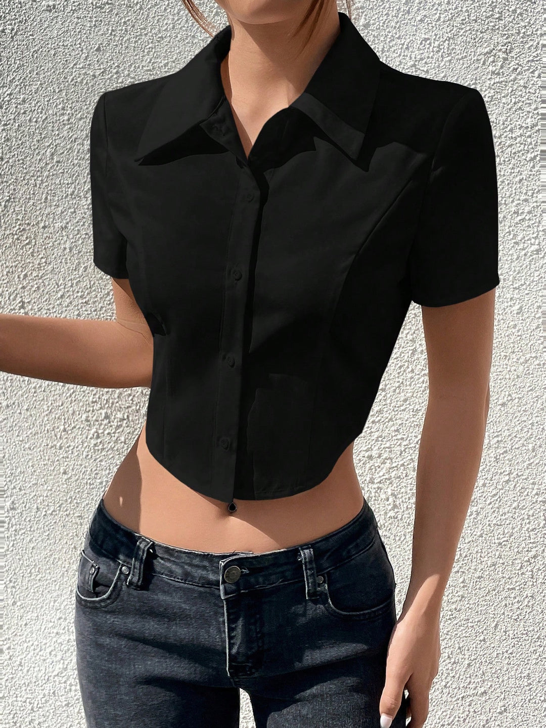Black Fitted Cropped Shirt