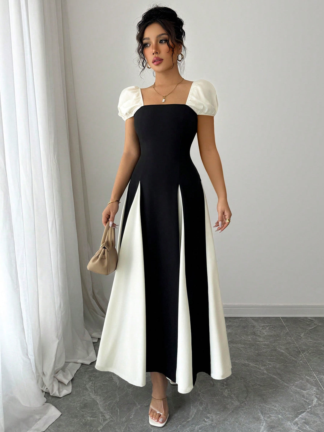 Cream Puff Sleeve Panel Dress