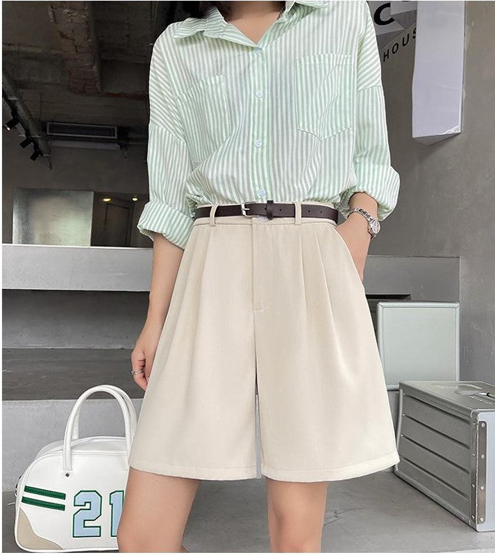 White  Relaxed Fit Pleated Shorts