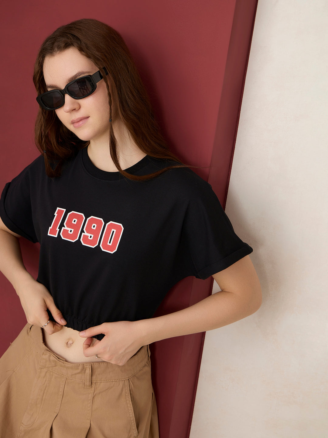 Black Boxy Cropped Elasticated Hem Sweatshirt