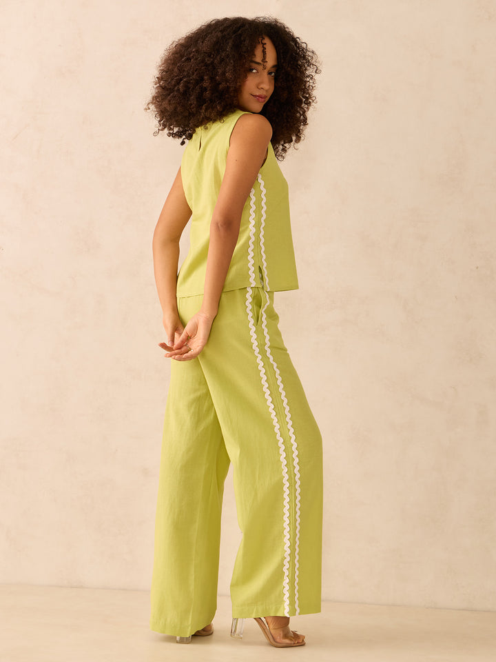 Green Sleeveless Shirt And Loose Pants Co-Ords Set