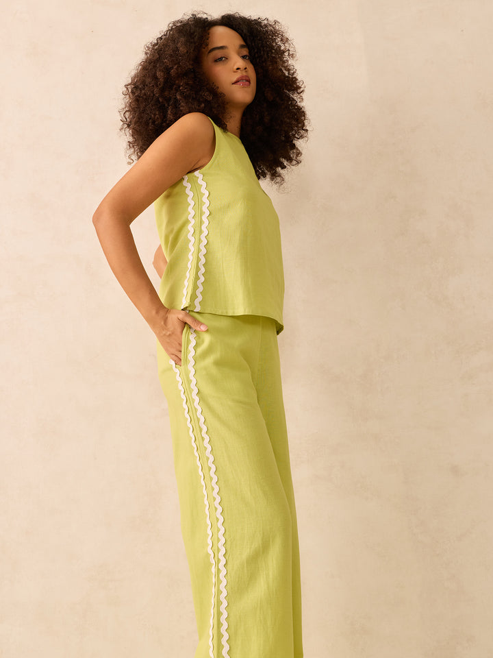 Green Sleeveless Shirt And Loose Pants Co-Ords Set