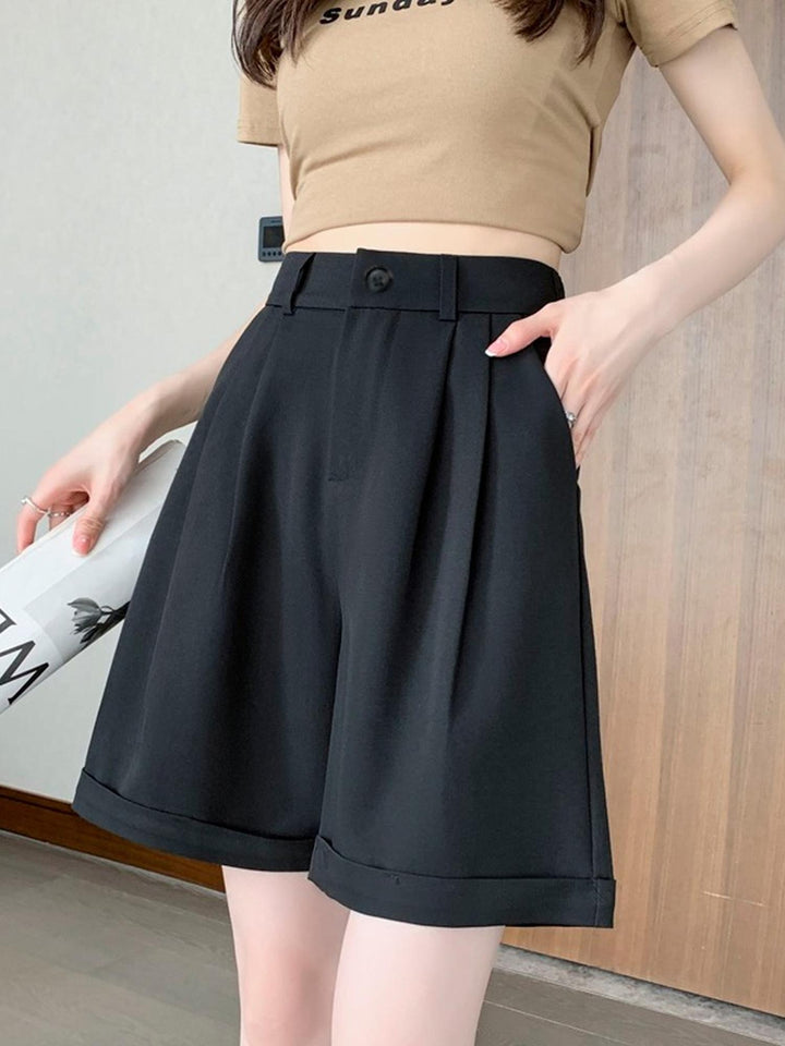 Black Pleated Relaxed Fit Shorts