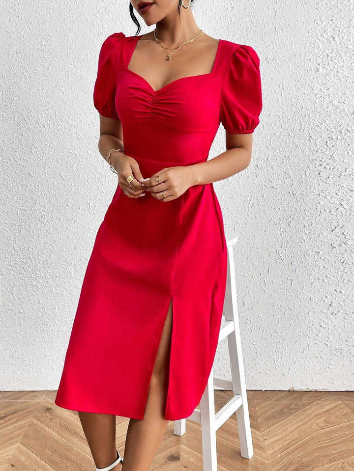 Red Sweetheart Neckline Puff Sleeved Dress