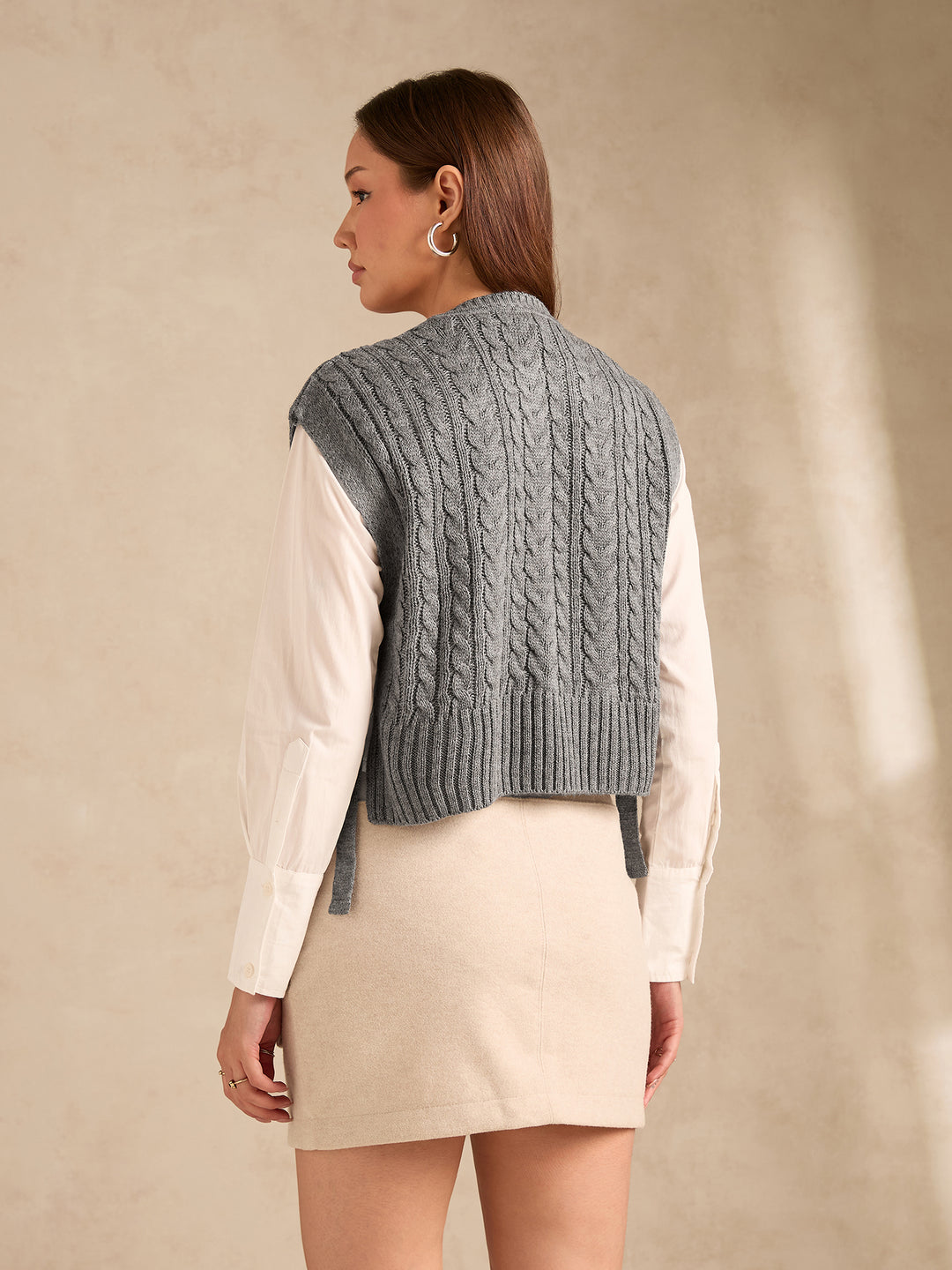 Grey Chunky Cable Knit Sweater