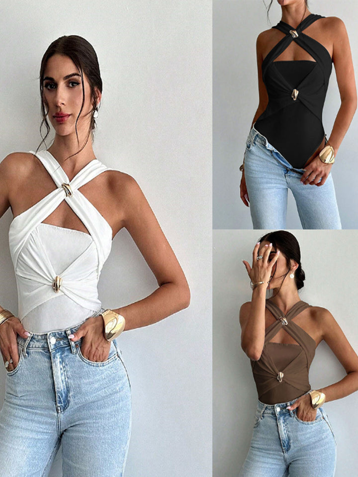 White Buckle Attach Front  Detail Top