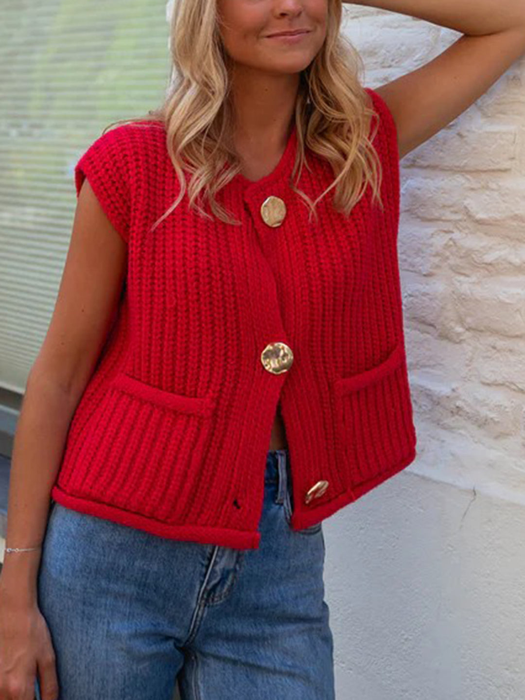 Red Sleeveless Solid  Cardigan