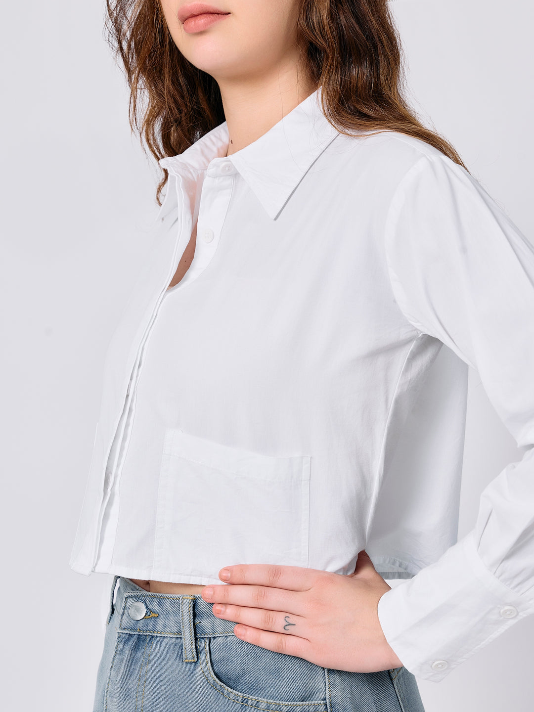 White Cropped Fitted Shirt