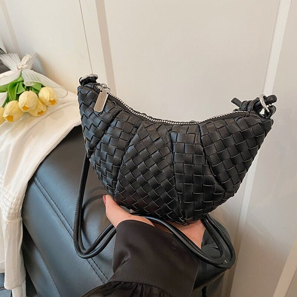 ショルダーバッグ [BUBILIAN] Baljor Croissant Croissant Cross bag [BLACK] Bubilian Chic Croissant Cross bag_Black - bubilian