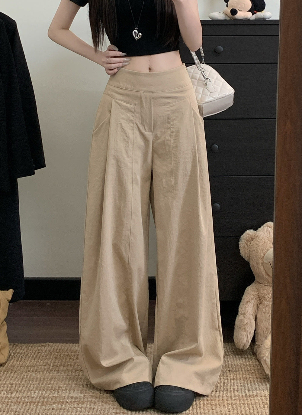 Beige High Waist Pleated Baggy Pant