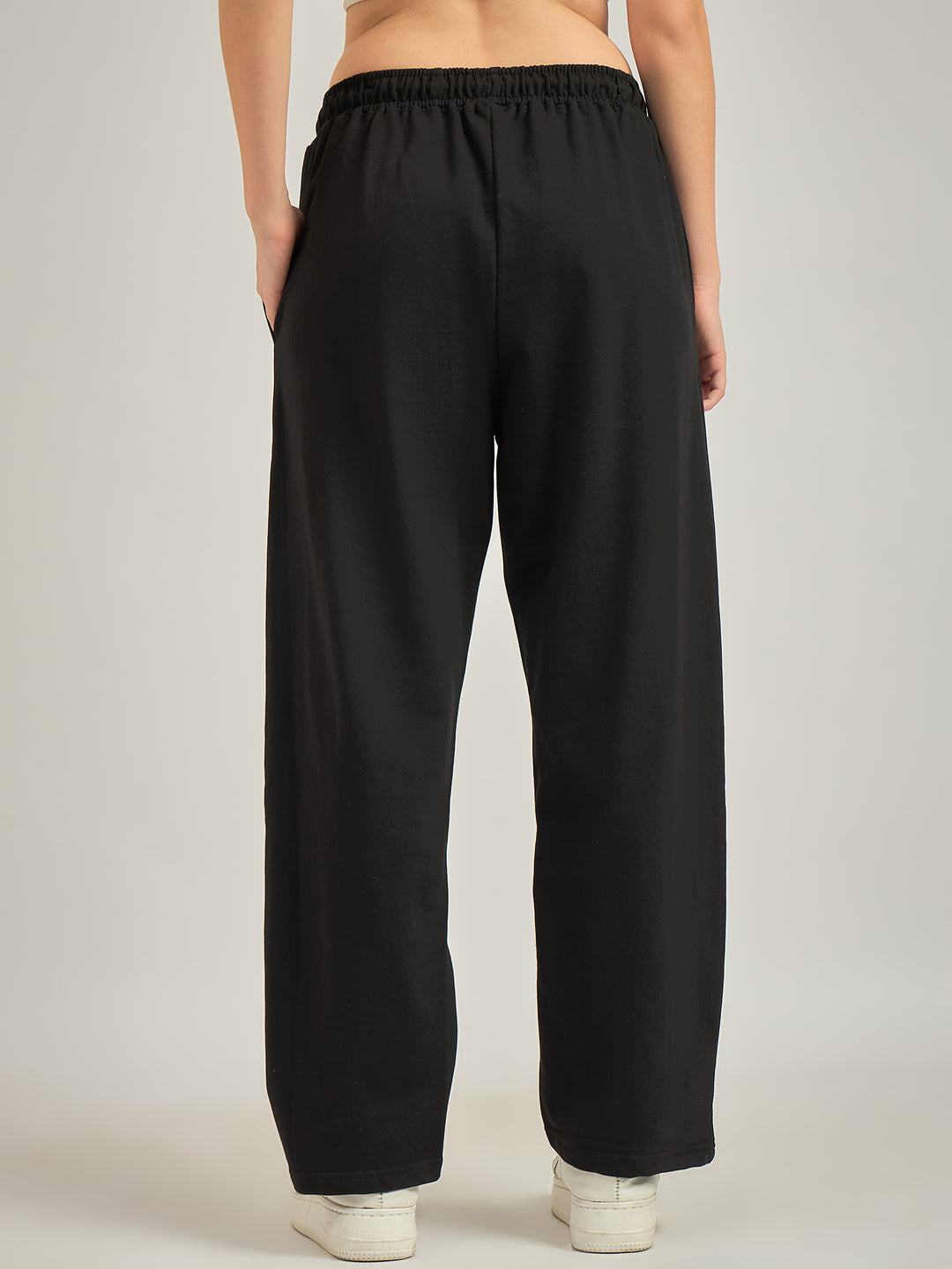 Black Solid Pintuck Sweatpants
