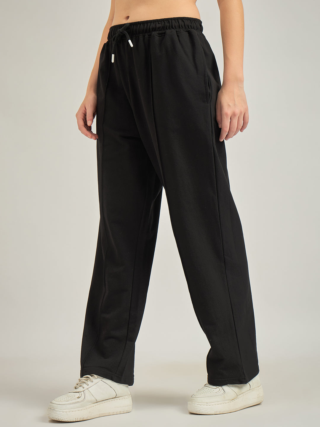 Black Solid Pintuck Sweatpants