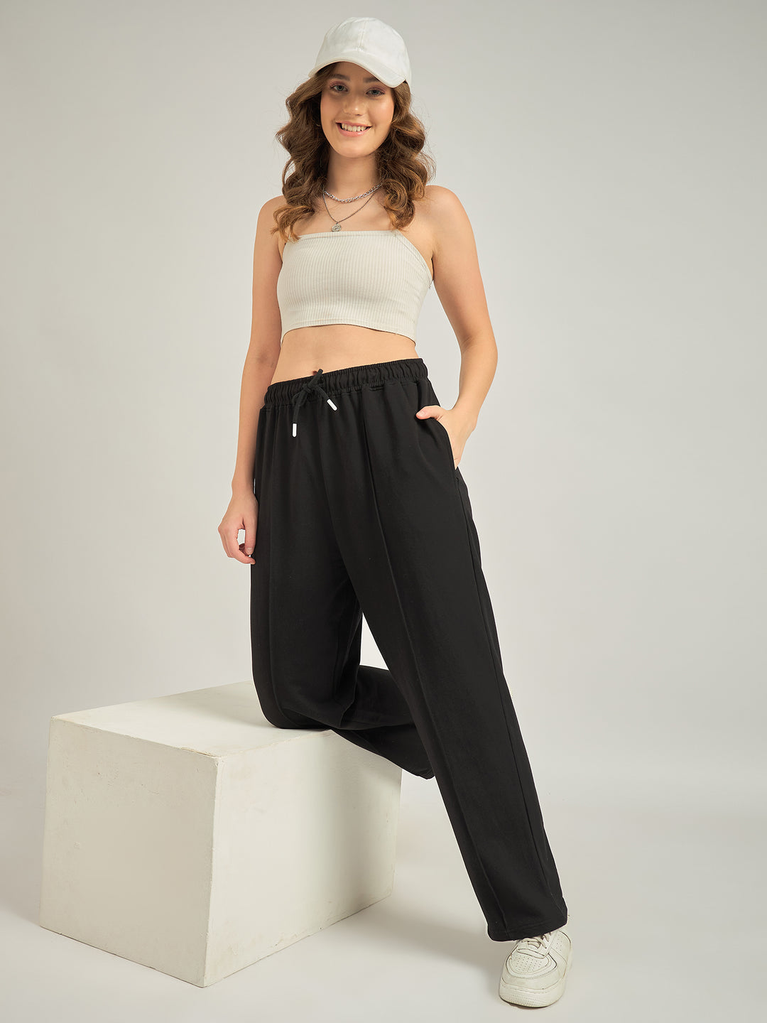 Black Solid Pintuck Sweatpants