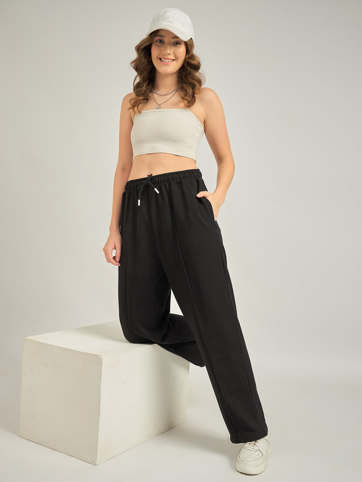 Black Solid Pintuck Sweatpants