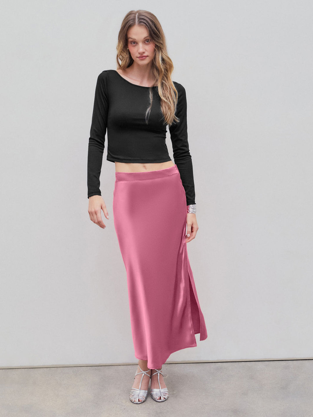 Black Full Sleeved Boat Neck Fitted Top