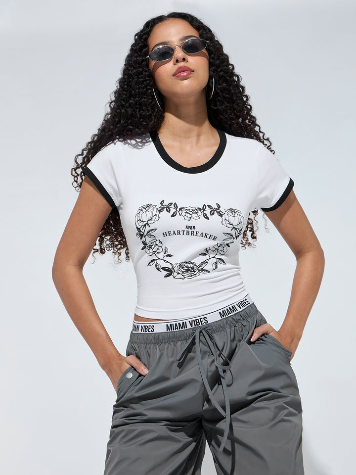 White Crew Neck Graphic Tshirt
