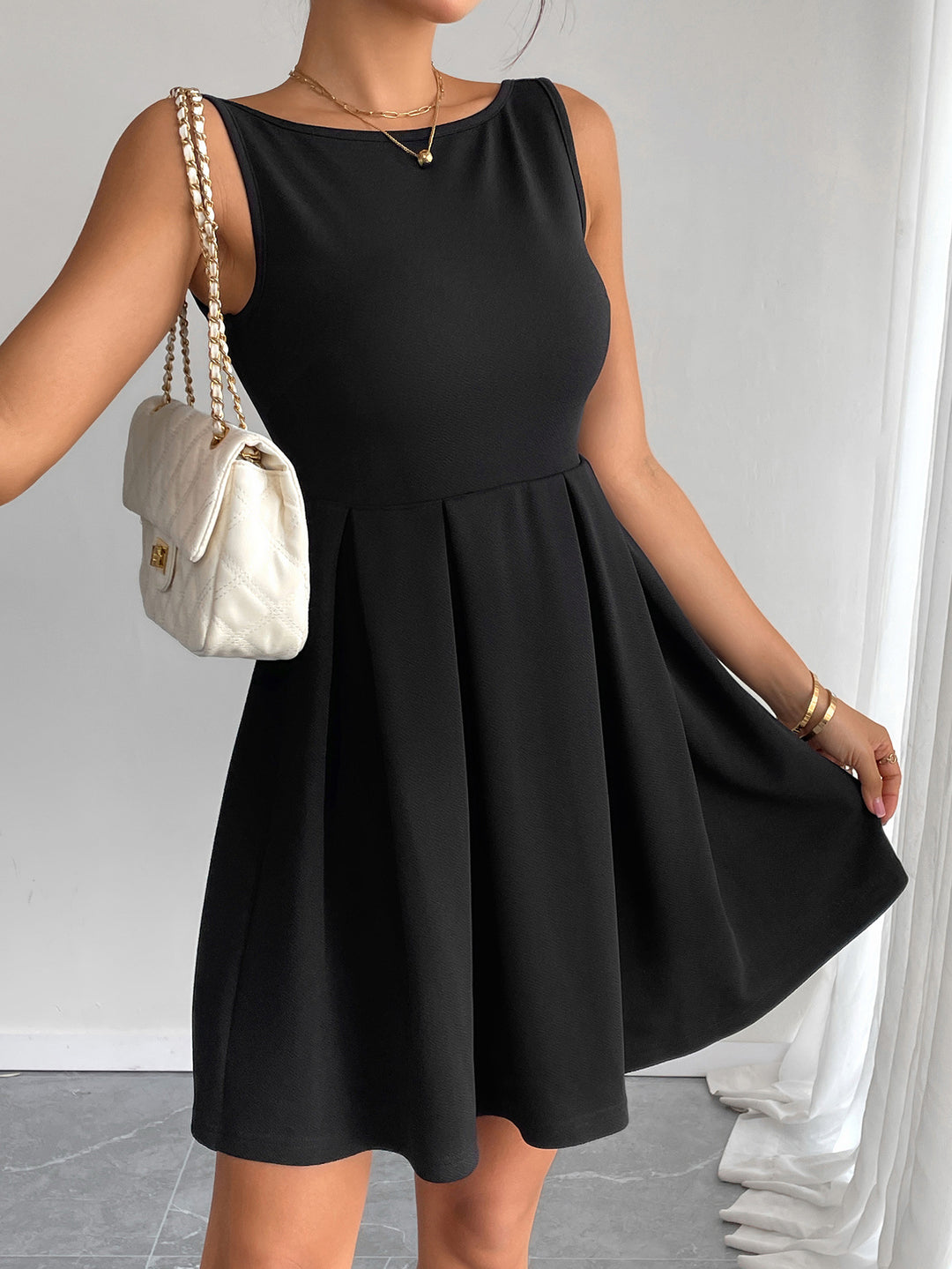 Black Chic Back Strap Backless Dress