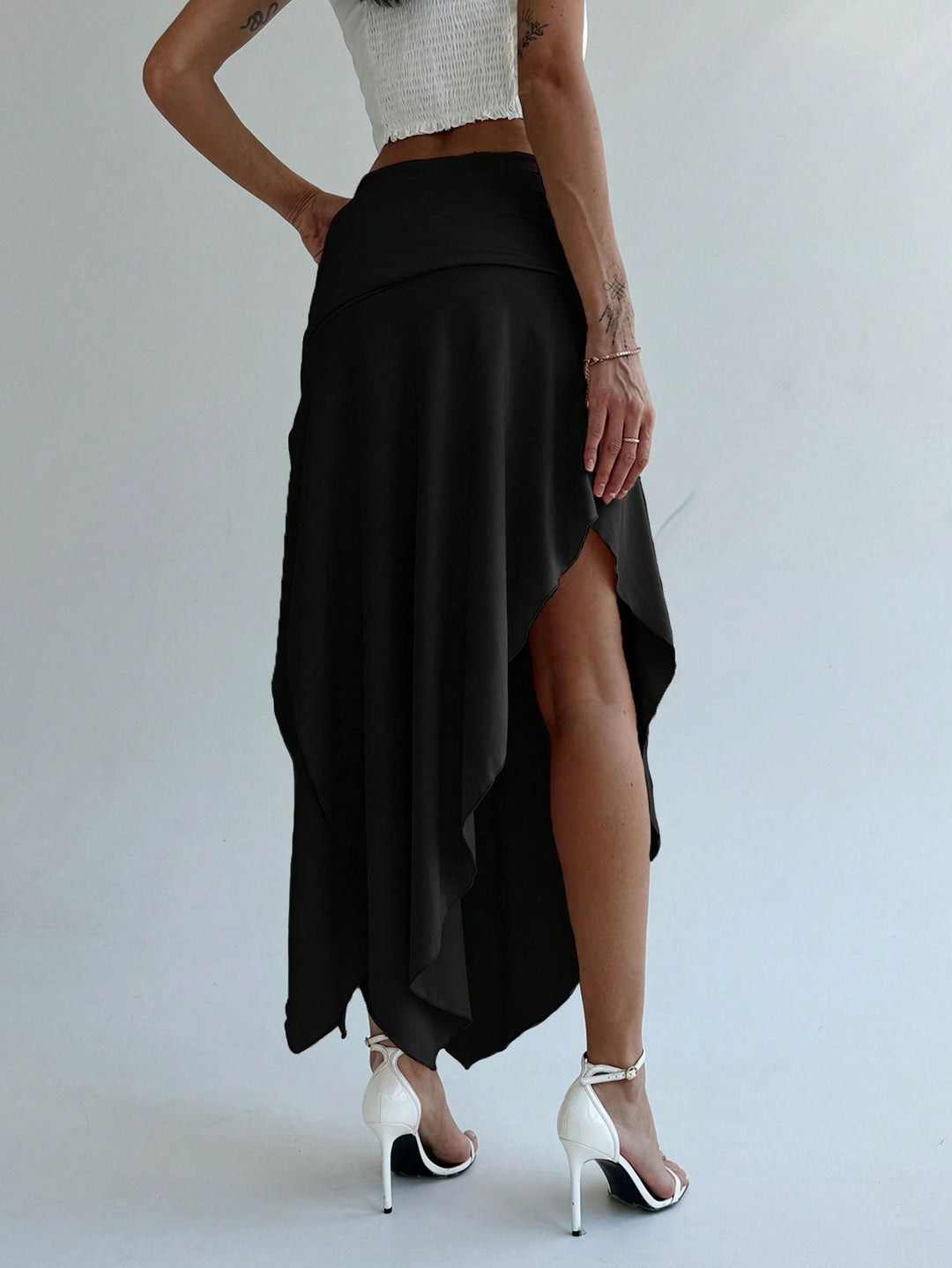 Black Waist Ruched Flared Skirt
