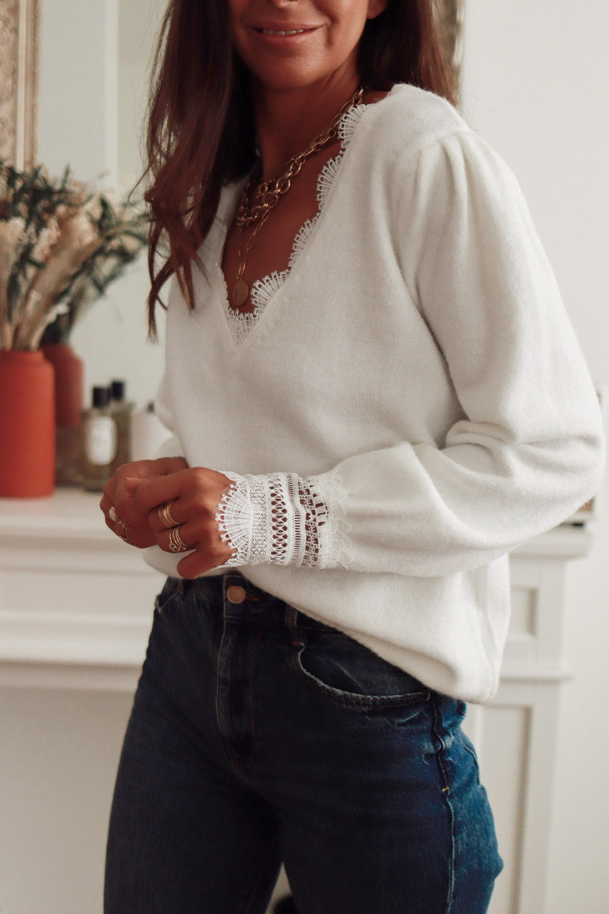 White Full Sleeves Scallop Neckline Sweaters