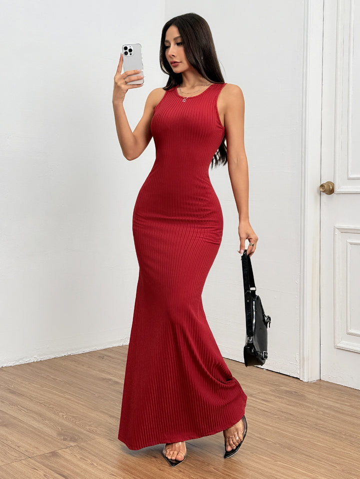 Red Round Neck Sleeveless Dress