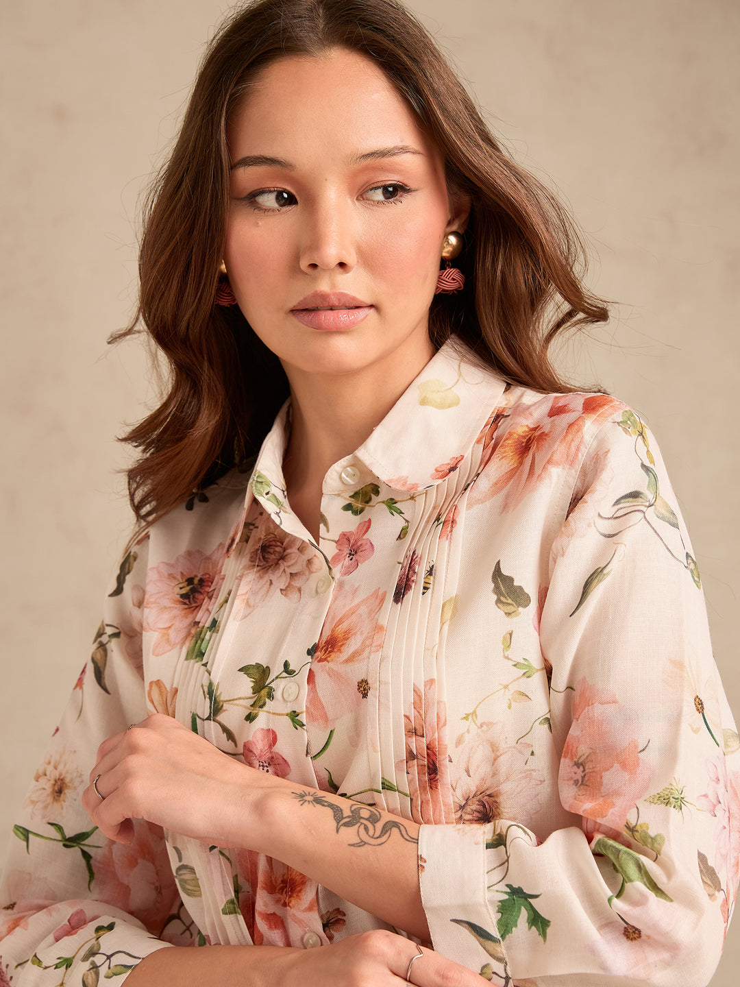 Off-White Regular Fit Printed Shirt with Pintuck Details