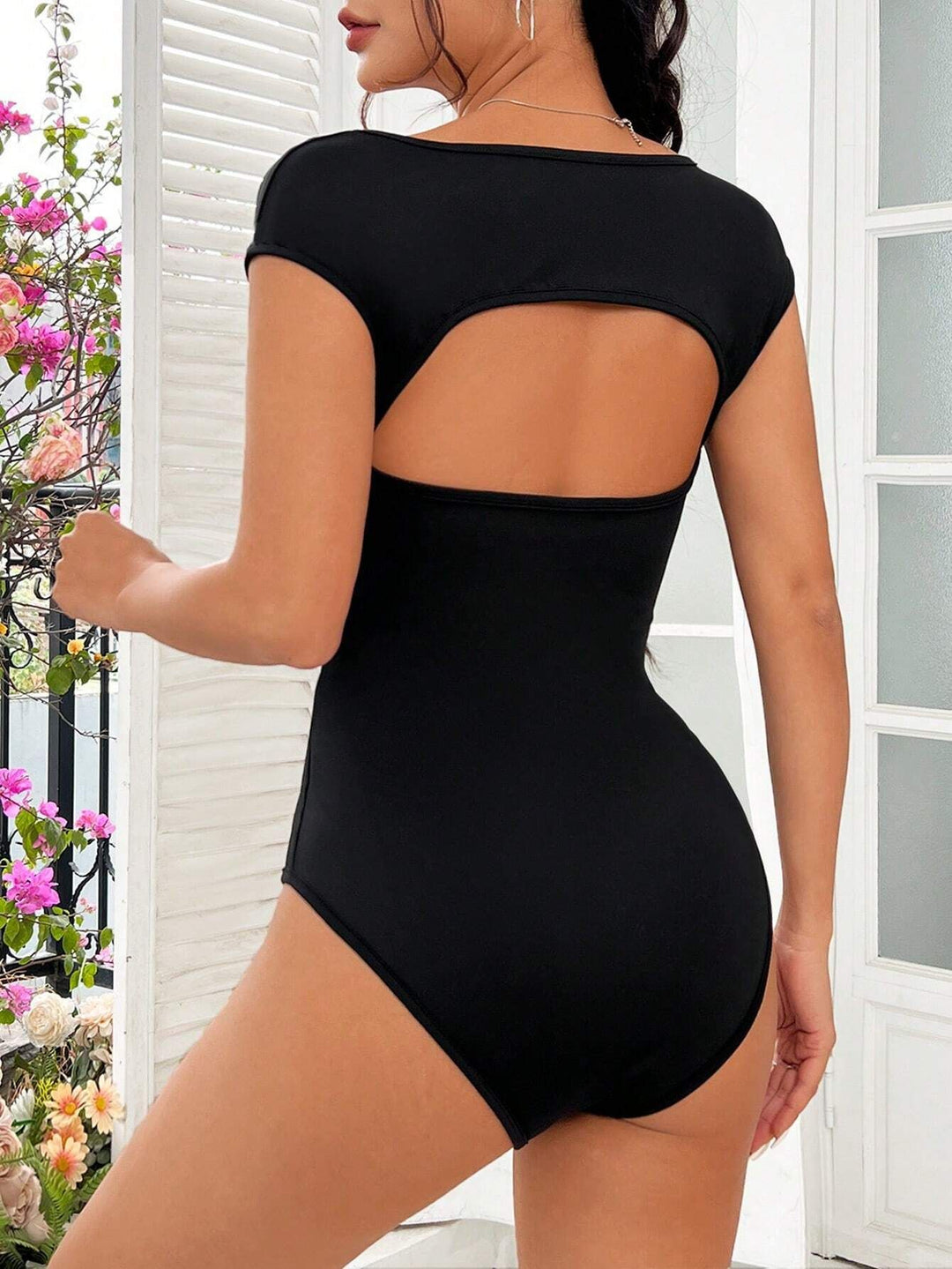 Black Cap Sleeved Sweetheart Neckline Top