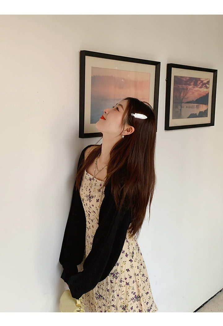 Black Full Sleeve Cropped Slouchy Cardigan