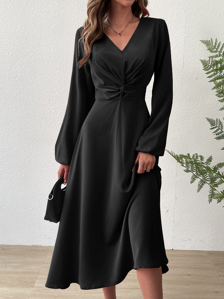 Black Full Sleeved Ruched Midi Dress