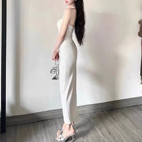 White Solid Fitted Halter Neck Dress