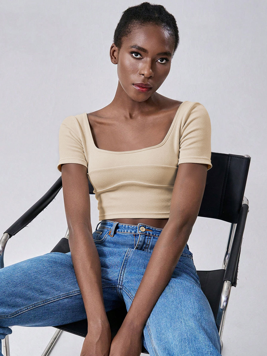 Cream Short Sleeve Round Neck Back Bow Top