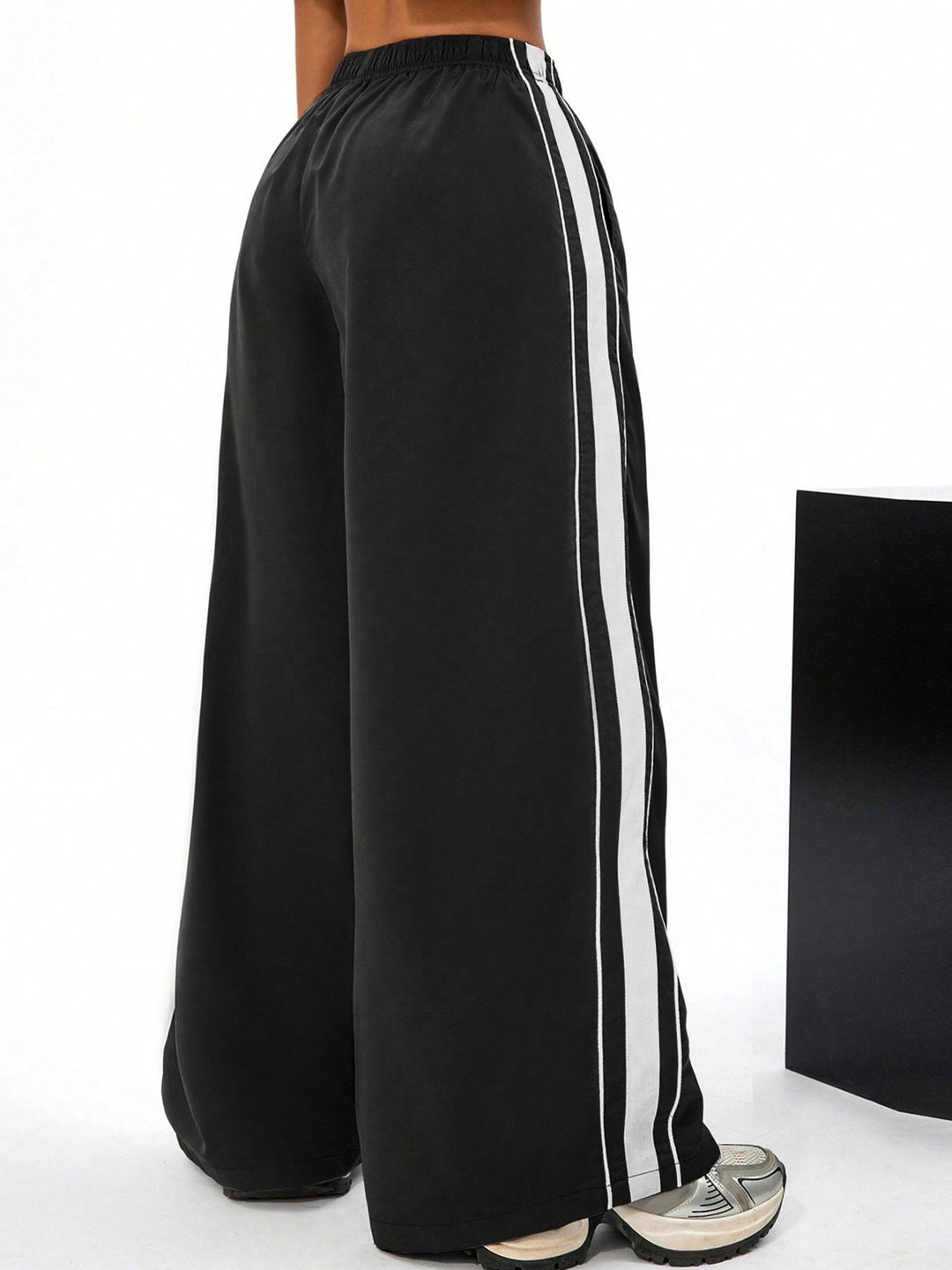 Black Varsity Side Stripe Sweatpants