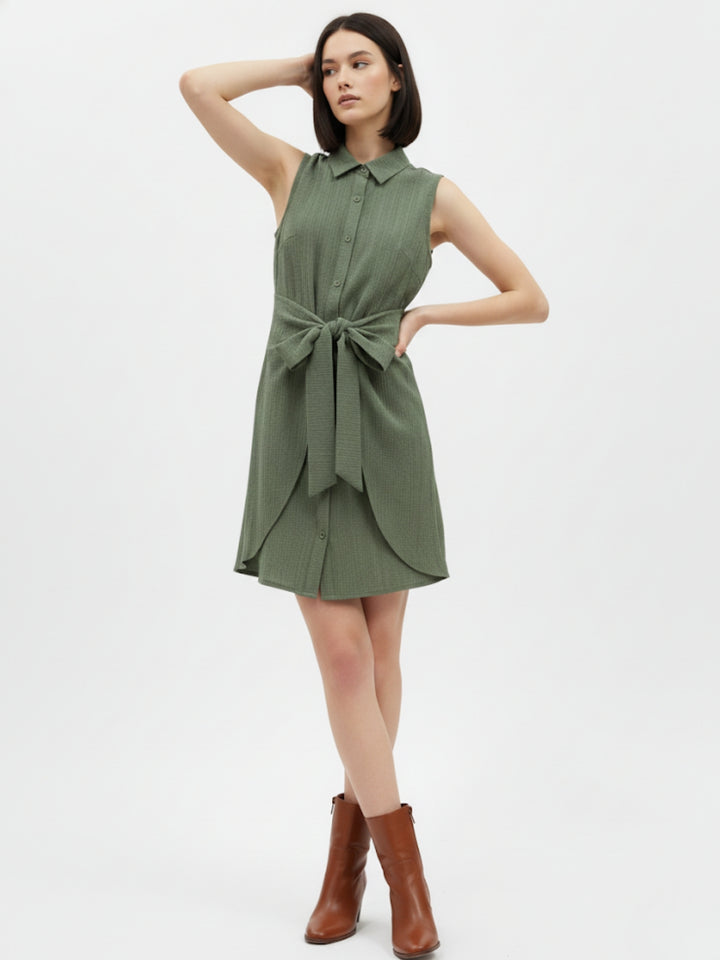Green Waist Tie-Up Collared Dress