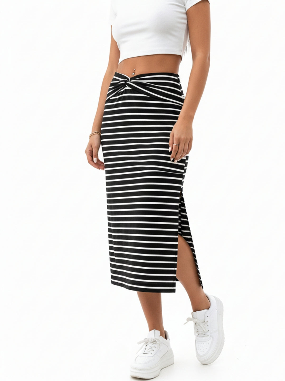 Black Waist Twisted Slit Skirt