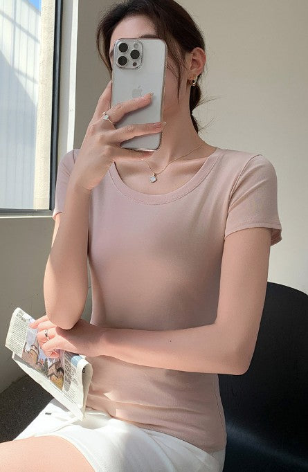 Light Pink Round Neck Basic T-Shirt