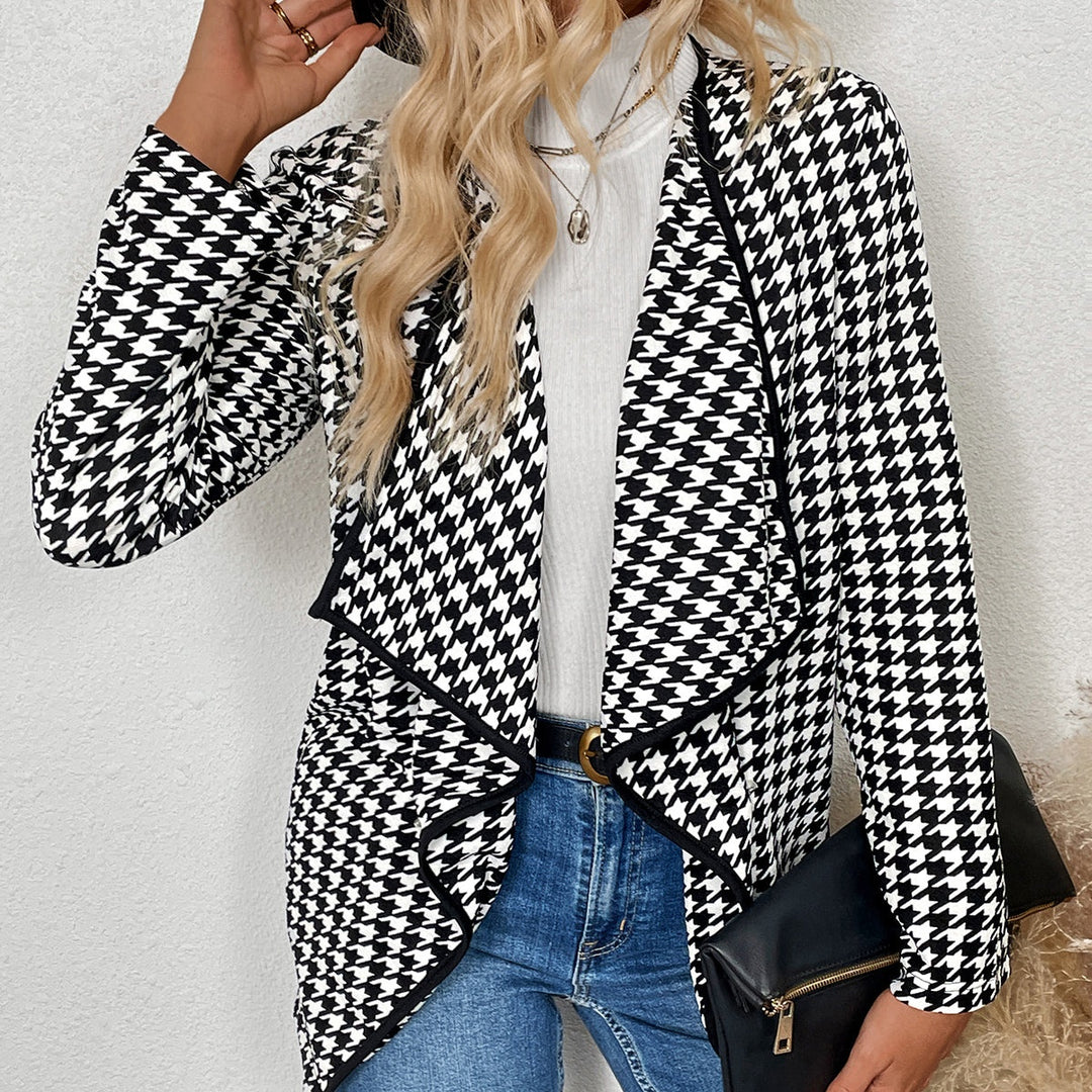 Black Full Sleeve Flap Collar Shrug