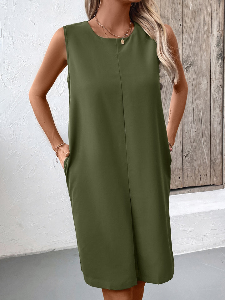 Green Crew Neck Sleeveless Shift Dress