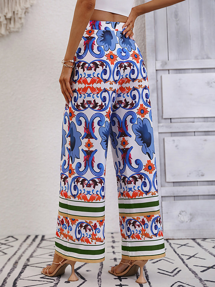 White & Blue Floral Print Vacay Trouser