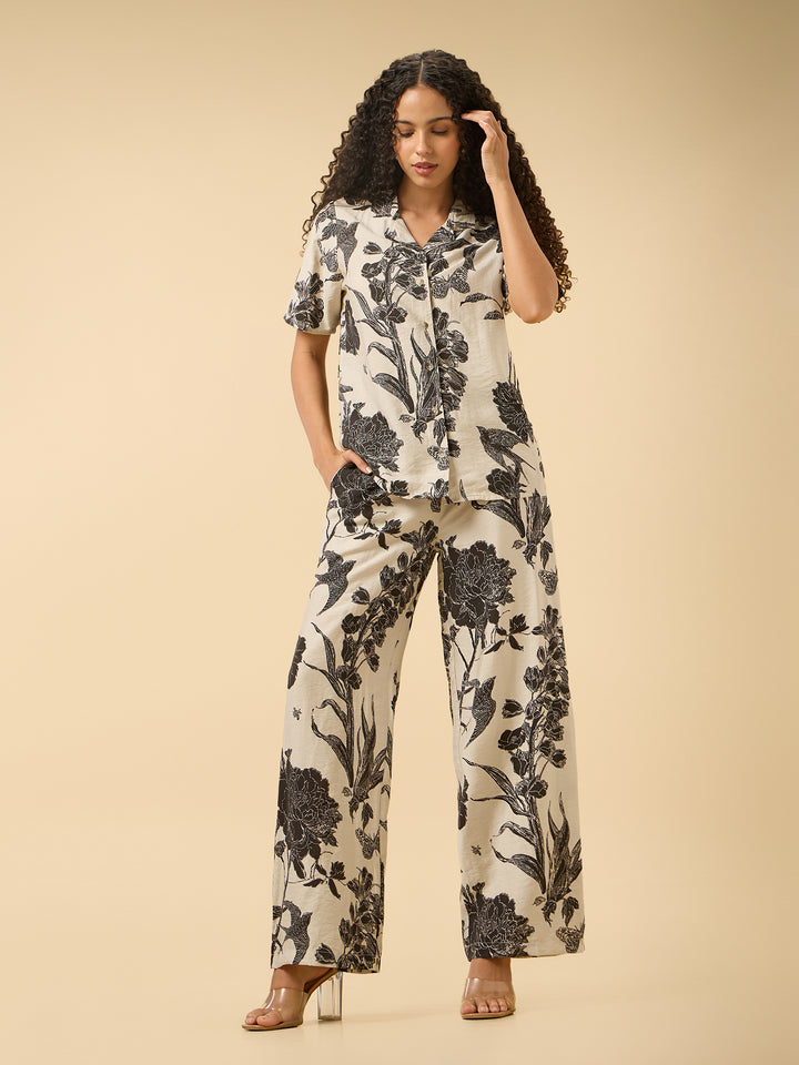Off White Floral Printed Top And Pants Co-Ord Set