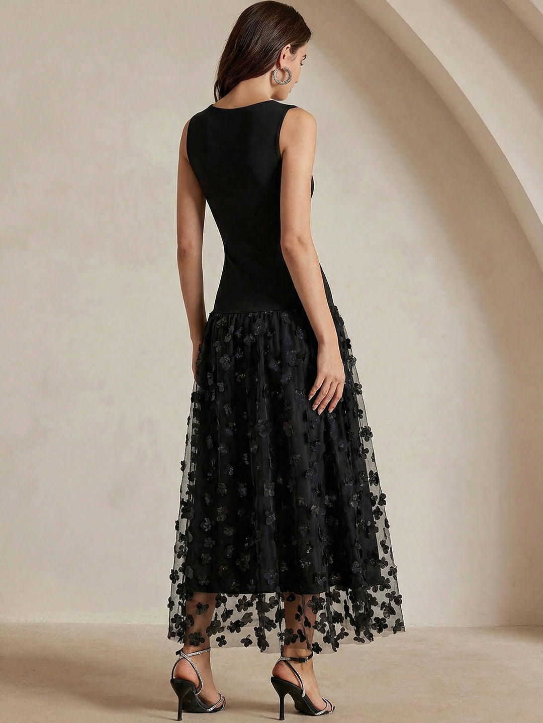 Black Sleeveless Applique Dress