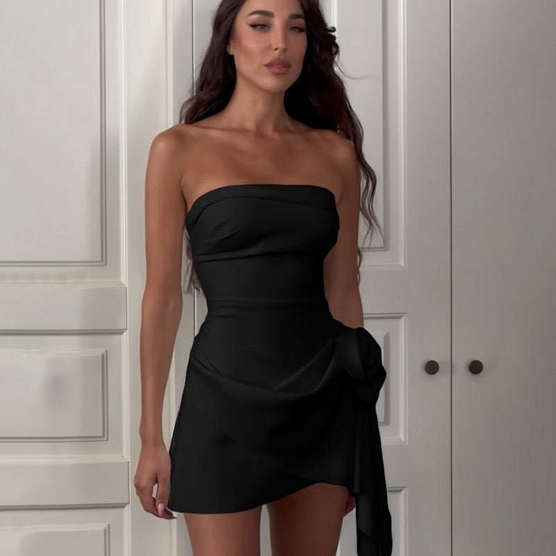 Black Strapless Flower Attached Dress