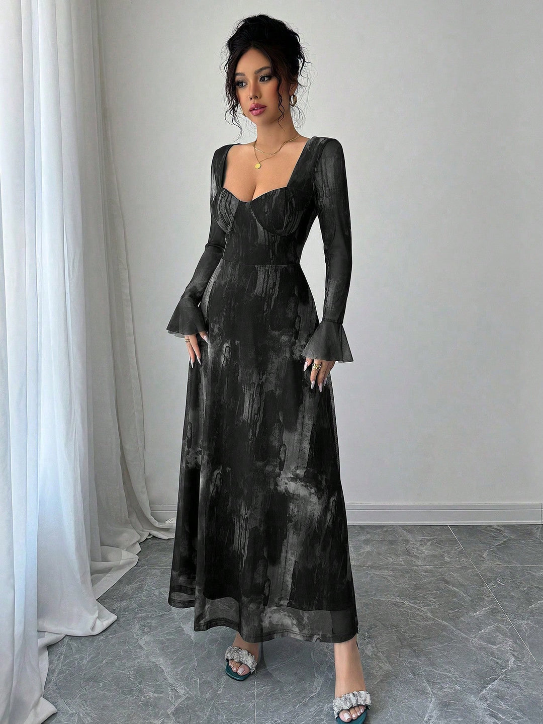fitted lace wedding dress Shop Black Sweetheart Neck Flare Sleeve Maxi Dress - for Women | OUTZIDR