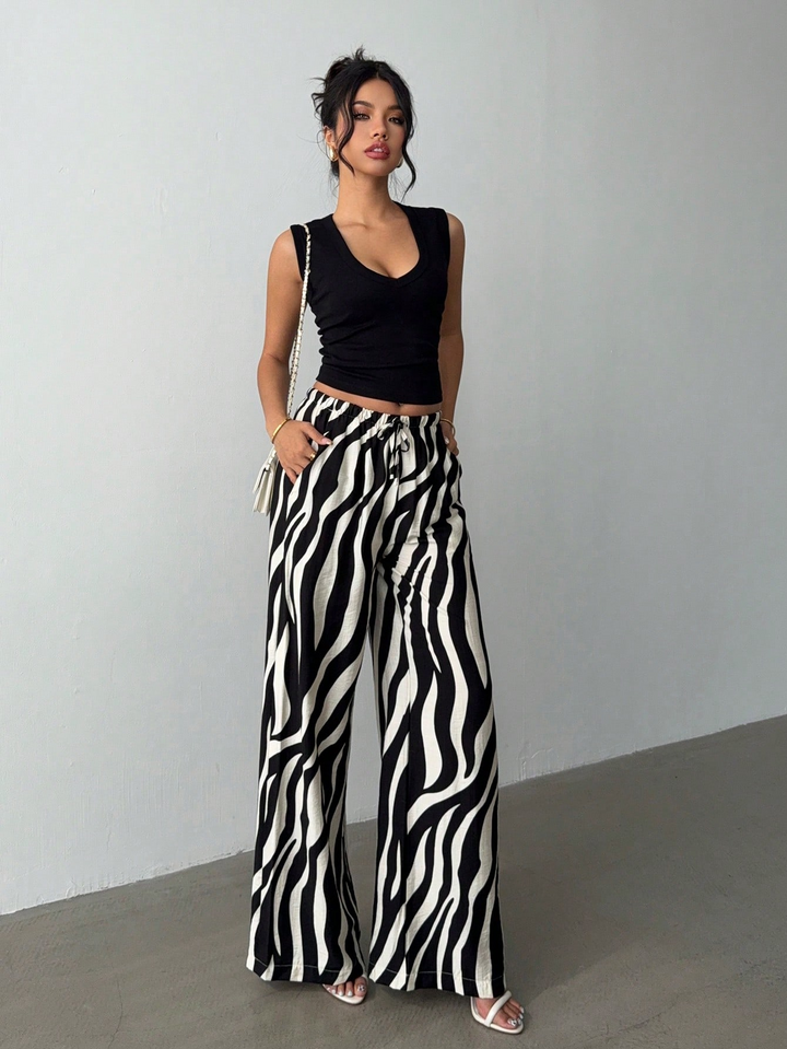 Black Printed Wide Leg Trouser