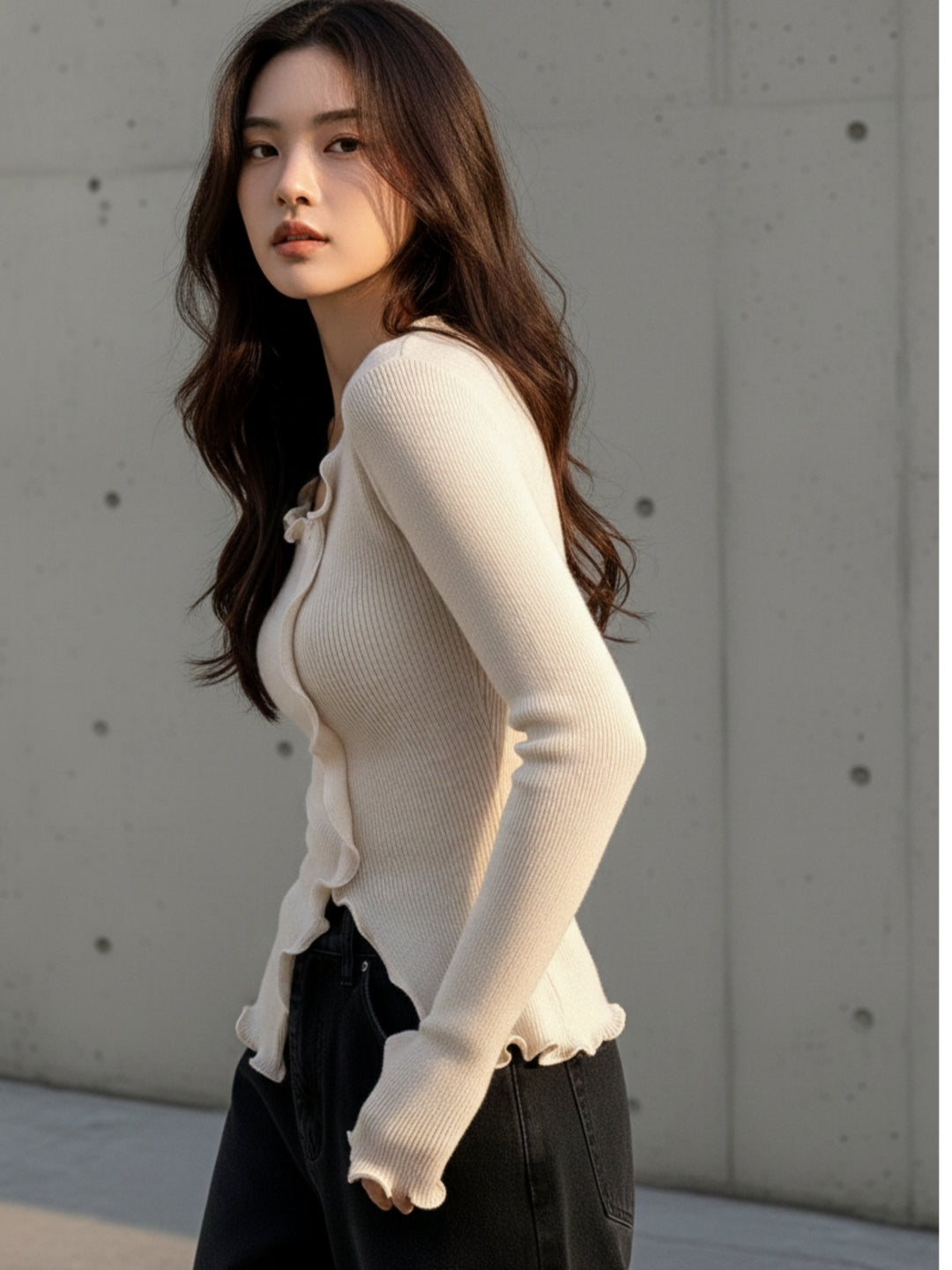 White Full Sleeve Wavy Hem Top