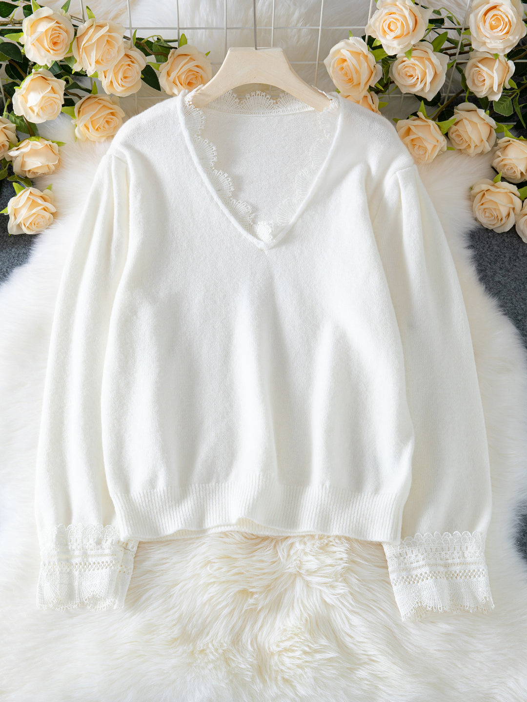 White Full Sleeves Scallop Neckline Sweaters