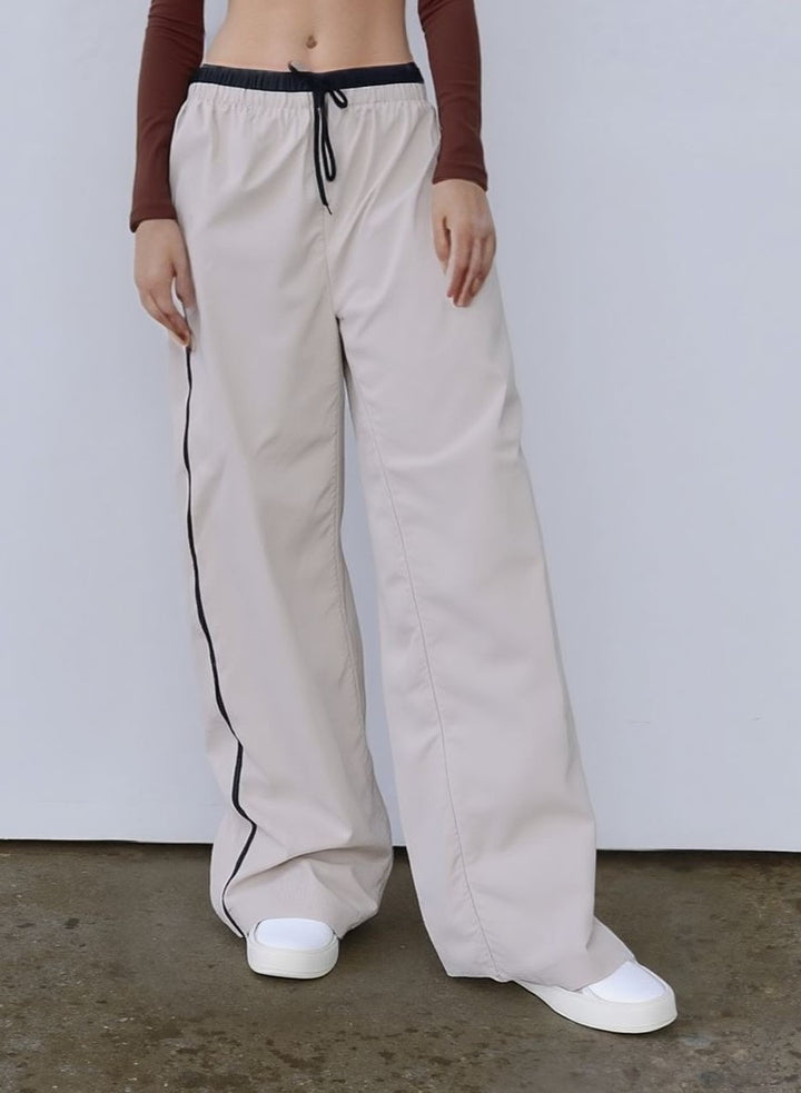 Grey Contrast Piping Sweatpant